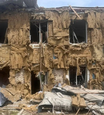 Окупанти скинули три КАБи на село Комар у Донецькій області: одна людина загинула, ще 20 - поранені