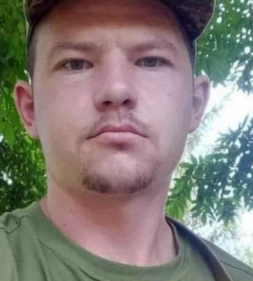 На Херсонщині попрощаються із військовим Олександром Ящишином