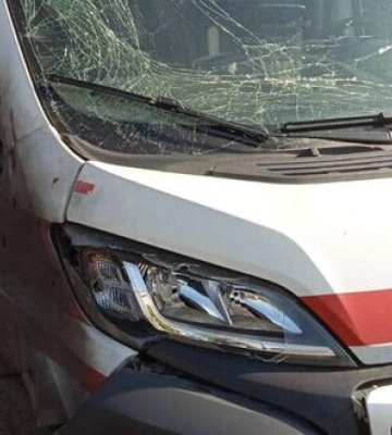 Ворог скинув вибухівку з дрона на &quot;швидку&quot; в Херсонській області