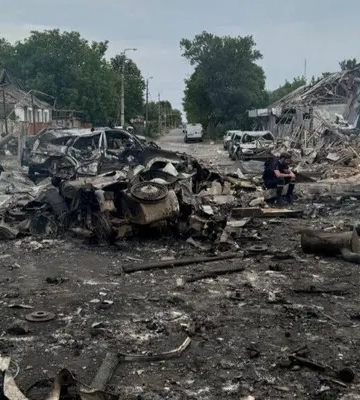 Росіяни вдарили двома КАБами по Селидовому: там є загиблі і поранені