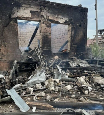 Росіяни скинули на Селидове дві керовані авіабомби: загинули щонайменше пʼять людей