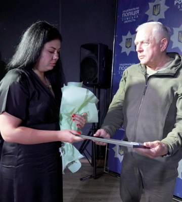 У Сумах вручили посмертні нагороди родичам загиблих поліцейських