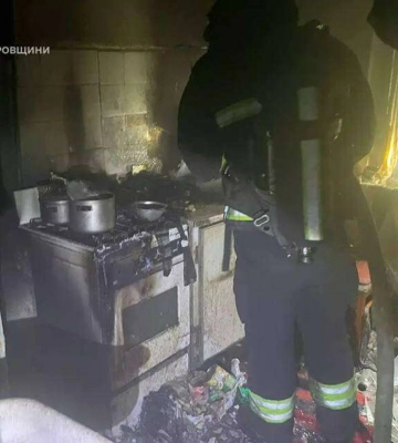 У Дніпрі з пожежі врятували чоловіка