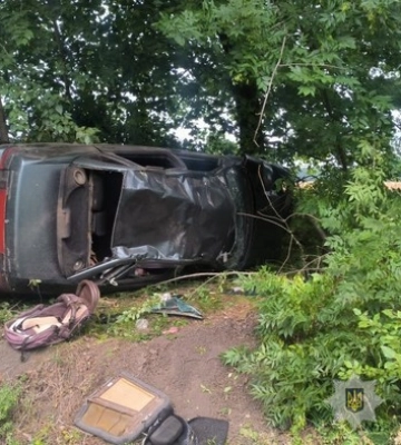Поліцейські Сумщини встановлюють обставини ДТП, в якій загинуло немовля 