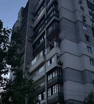 Росіяни цілили по Дніпру балістикою — постраждали сім людей