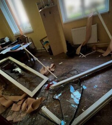 Ракетна атака на Київщину: внаслідок обстрілу пошкоджена пожежна частина. ФОТОрепортаж