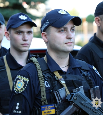 За ніч у Черкасах виявили більше 20 порушників комендантської години