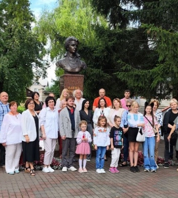 У Луцьку презентували «котячу» книгу для дітей. Фото