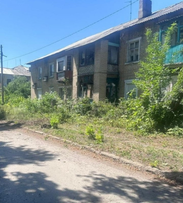 Доба на Донеччині: під обстрілами 3 райони, 11 людей загинули, багато поранених. ФОТОрепортаж