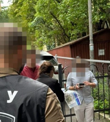 У Львові затримали експрокурора, який був у розшуку, а також його тещу-адвокатку