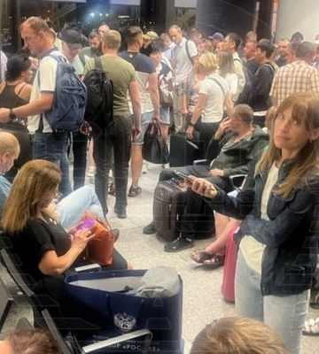 Карма в действии: в аэропорту Шереметьево, где происходимт фильтрация мелитопольцев, массово задерживаются рейсы 
