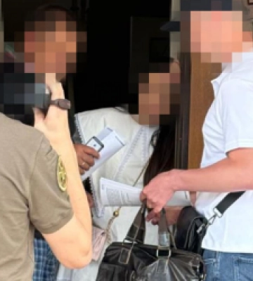 Налагодили «схеми для ухилянтів»: СБУ затримала у Львові експрокурора-нареченого та його тещу-адвокатку