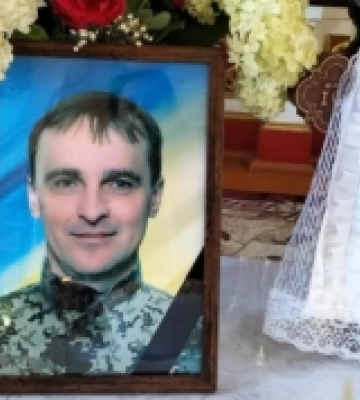 У Рожищі попрощалися із захисником України Сергієм Марусюком. ФОТО