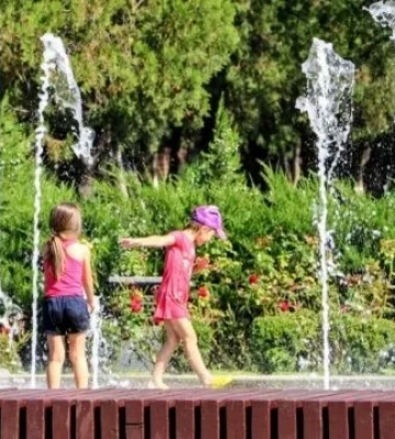 В Україні без опадів, вдень подекуди до +37°