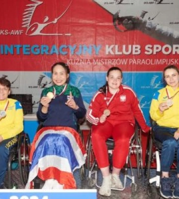 Закарпатська фехтувальниця Надія Дьолог здобула срібло на Кубку світу з фехтування на візках