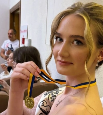 У Дніпрі випускниця отримала найвищий бал з НМТ по всіх предметах