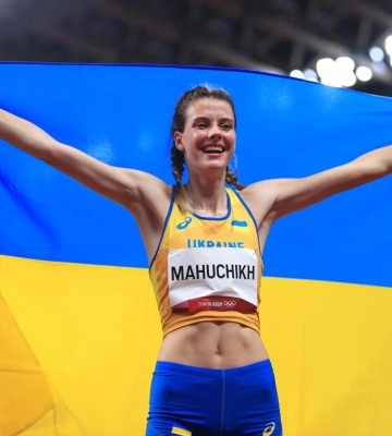 Дніпровська легкоатлетка Ярослава Магучіх встановила світовий рекорд у стрибках у висоту
