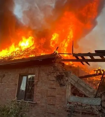 10-річний хлопчик та три жінки постраждали внаслідок атаки РФ по Дніпропетровщині