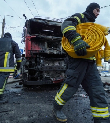 Росіяни вночі атакували Основʼянський район Харкова: пошкоджені будинки, є постраждалі