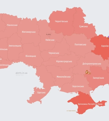 По всій Україні повітряна тривога, Повітряні сили попереджають про ворожі ракети