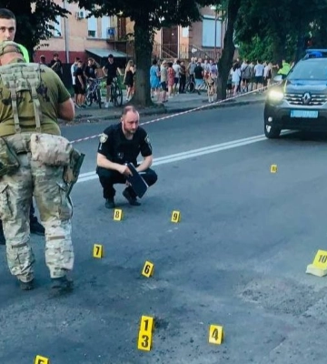 Постраждало 5 людей: стало відомо, хто у Луцьку кинув гранату на проїжджу частину