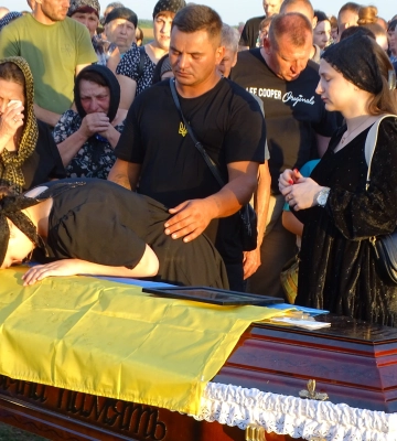 Пішов із життя 38-річний військовий з громади на Рівненщині
