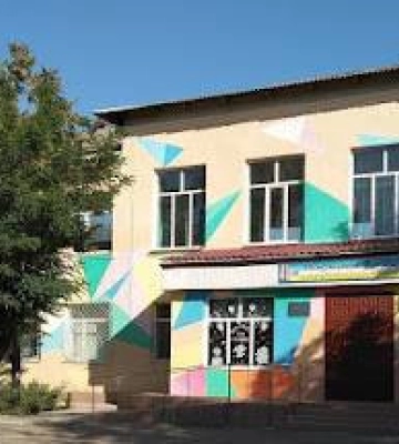 В Миколаївській ОВА відповіли, чи запрацюють з вересня школи Снігурівки офлайн
