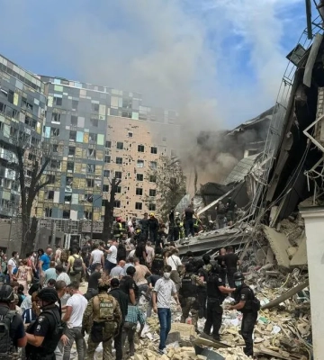Нічого святого: під час атаки у Києві пошкоджено «Охматдит»