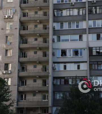 Окупанти вдарили балістикою по Дніпру: є постраждалі