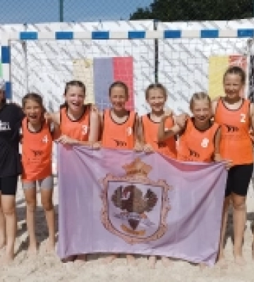 Онуфрій Софія з Тячева стала кращою воротаркою у Чемпіонаті України з пляжного гандболу