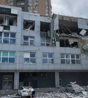 У Києві зросла кількість жертв у результаті падіння уламків російської ракети на медзаклад «Ісіда», відео