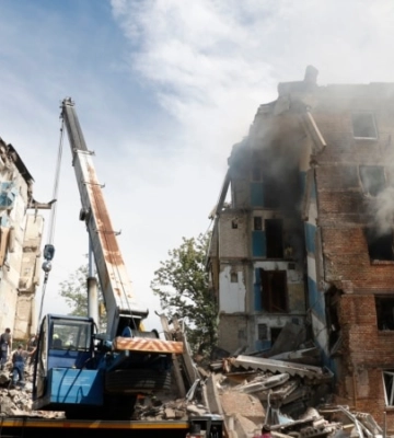 Число загиблих у Києві зросло до 21, з-під завалів дістали тіла двох дітей – влада