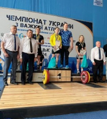 Троє спортсменів з Миколаївщини здобули медалі на молодіжному чемпіонаті з важкої атлетики