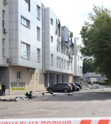 Повторная атака на Киев убила людей в роддоме. ФОТО