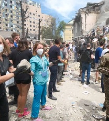 Волонтерка заявила про диверсію з отруєною водою в «Охматдиті»
