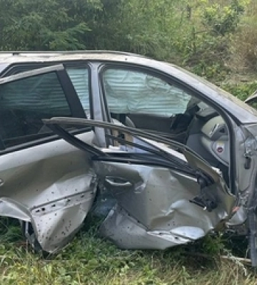 На Волині п&amp;#039;яний 25-річний водій авто з&amp;#039;їхав у кювет: двоє людей в лікарні. Фото