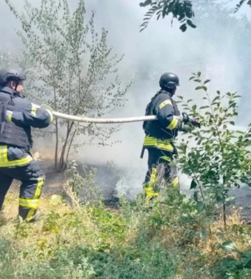 Унаслідок обстрілів російськими військовими на Херсонщині за добу виникло 30 пожеж