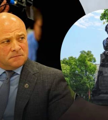 &quot;Відмовлятися від таких історичних постатей — страусина позиція&quot;: Труханов про демонтаж памʼятників Пушкіну та Воронцову