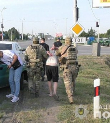 В Днепре разоблачили банду, которая воровала деньги с телефонов погибших военных