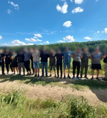 При попытке бежать в Молдову задержали 17 уклонистов