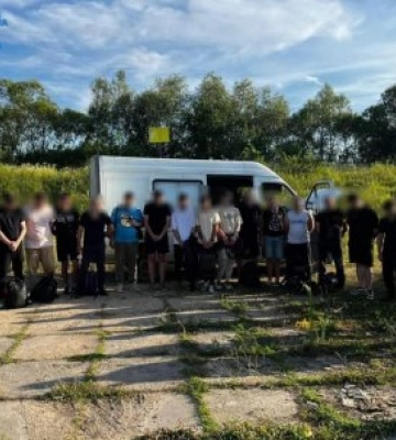 Організаторам переправлення через кордон на Закарпатті 17 чоловіків, обрали запобіжні заходи