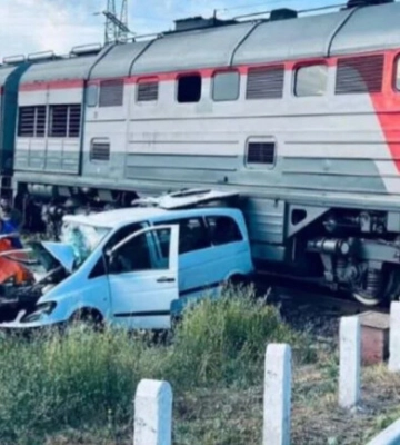 Под Мелитополем товарняк оккупантов таранил пассажирский автобус - много погибших