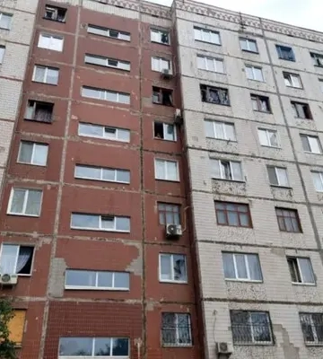 Росіяни влучили у багатоповерхівку у Краматорську: серед постраждалих — дитина