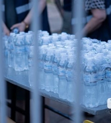 Криворіжцям радять як поводитися з питною водою у пляшках