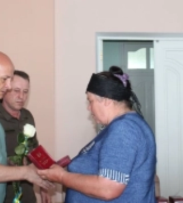 Рідним загиблих військових із Березнівщини вручили державні нагороди