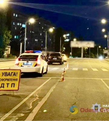 В Одесі автомобіль збив семирічну дівчинку