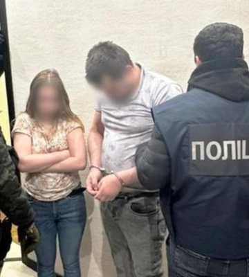 На Прикарпатті викрили групу шахраїв, котрі ошукували людей за схемою «Друг просить у борг». ФОТО