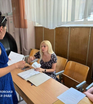 У місті Дніпро працює штаб допомоги Соборної адміністрації, куди можуть звертатися мешканці, майно яких постраждало через ракетний обстріл 1 липня