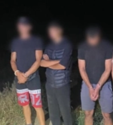 На околиці села Удобне затримали організаторів незаконного переправлення чоловіків за кордон