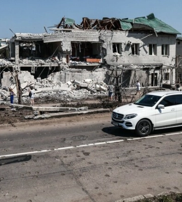 Як виглядає Вільнянськ після ракетної атаки 